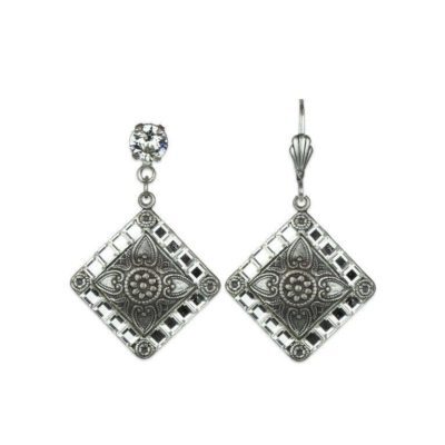 Larique Crystal Earrings